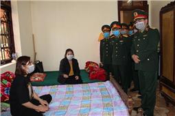 Tư lệnh Quân khu kiểm tra công tác phòng chống dịch Covid-19 tại một số đơn vị